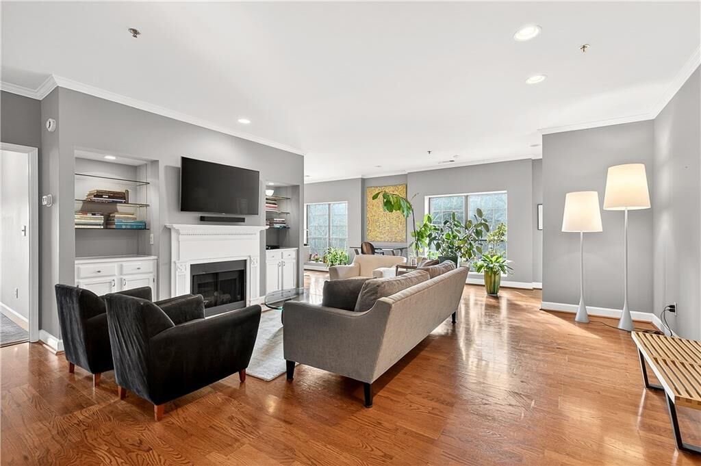 Property Photo: 2865 Lenox Road NE 503 GA 30324