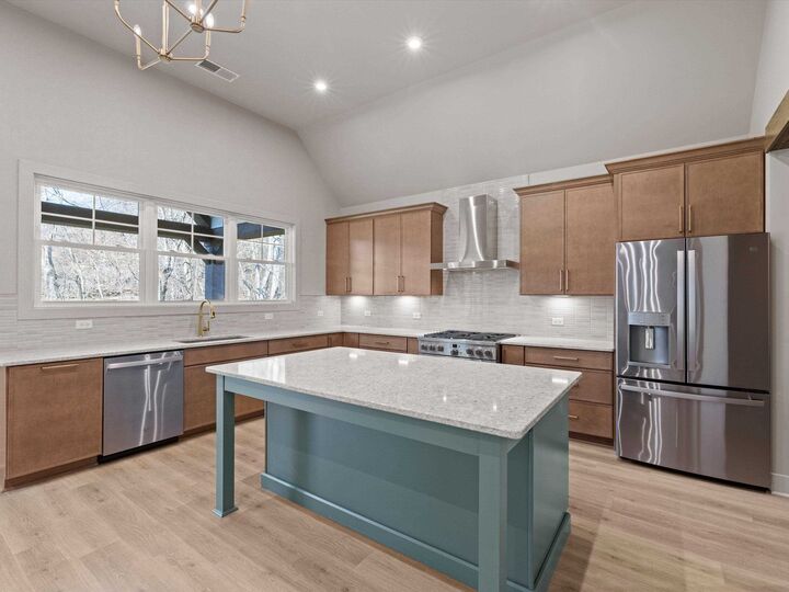 Property Photo:  766 Alabaster Court  KY 42301 