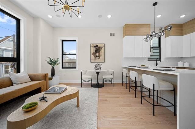 Property Photo:  27 Graham St 1  NJ 07307 