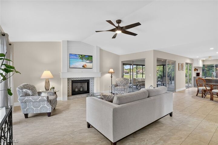 Property Photo:  6417 Royal Woods Drive  FL 33908 