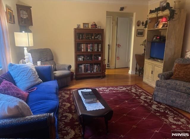 Property Photo:  241 Johnson Avenue N2  NJ 07601 