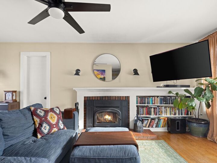 Property Photo:  17 South Summit Street  VT 05452 