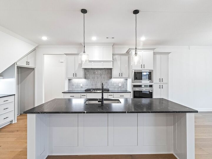 Property Photo:  1510 Lookout Lane  AR 72718 