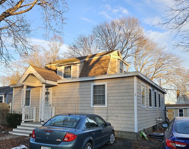 Property Photo:  5 Chilton Ave  MA 02364 