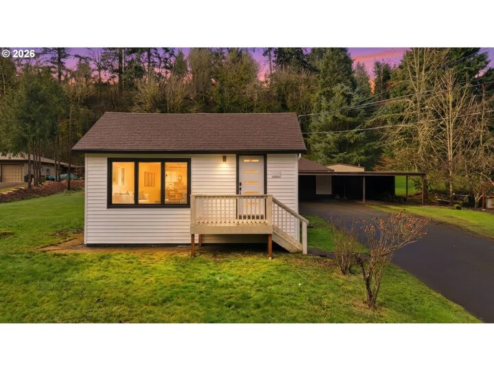 Property Photo:  14123 SE Upper Aldercrest Dr  OR 97267 