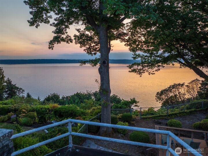 Property Photo:  10445  Marine View Drive SW  WA 98146 