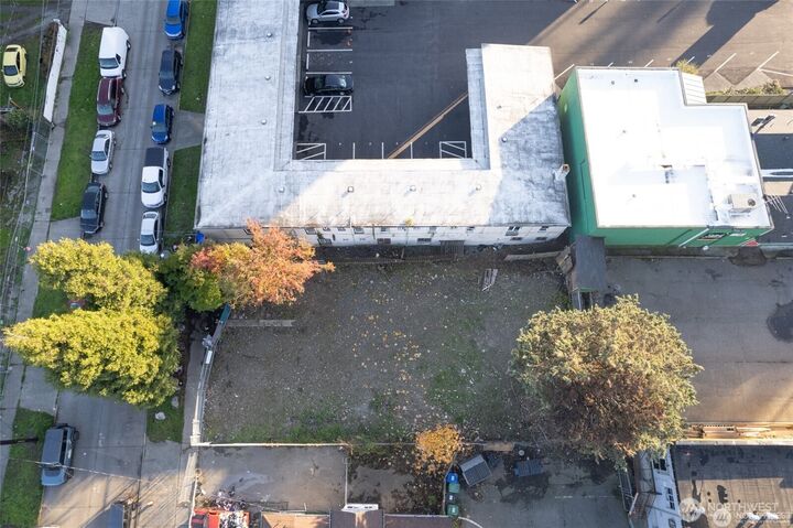 Property Photo:  8849  Nesbit Avenue N  WA 98103 