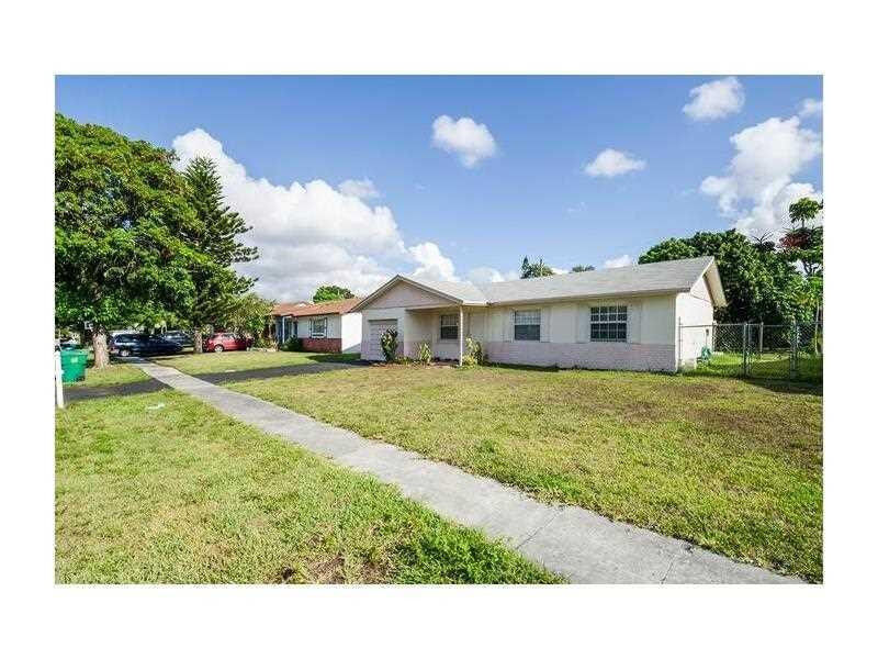 Property Photo:  8231 NW 47 Street  FL 33351 