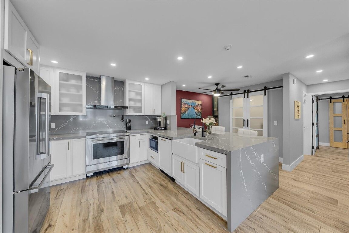 Property Photo:  6509 Bay Club Drive 2  FL 33308 