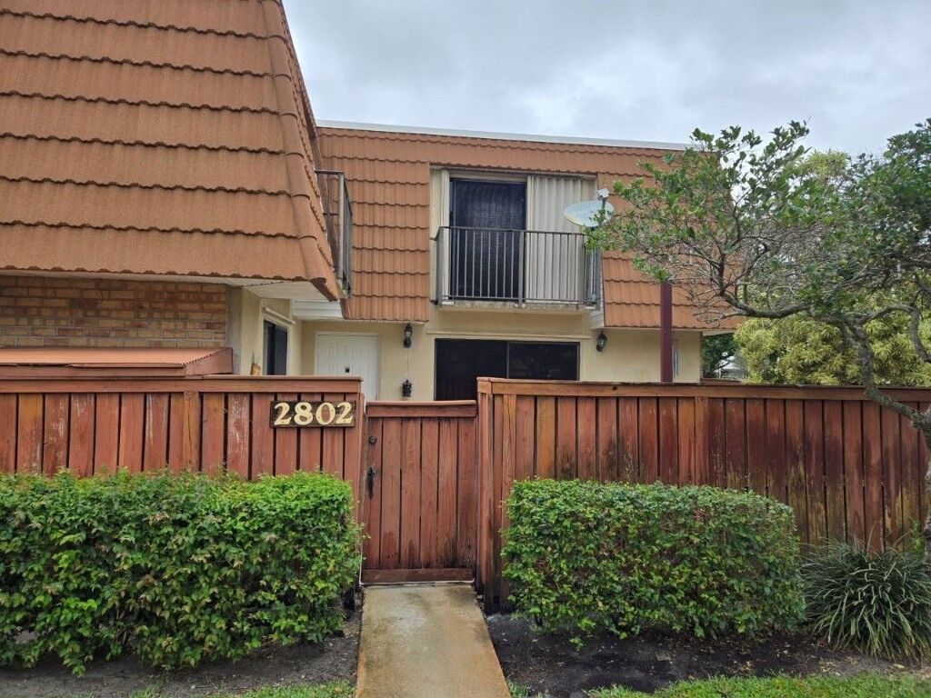 Property Photo:  2802 SW 12th Street  FL 33442 