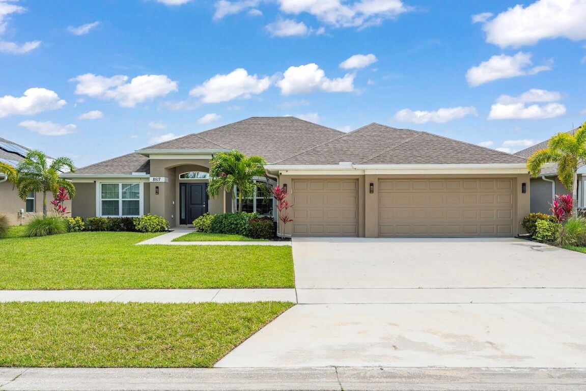 Property Photo:  8517 Waterstone Boulevard  FL 34951 