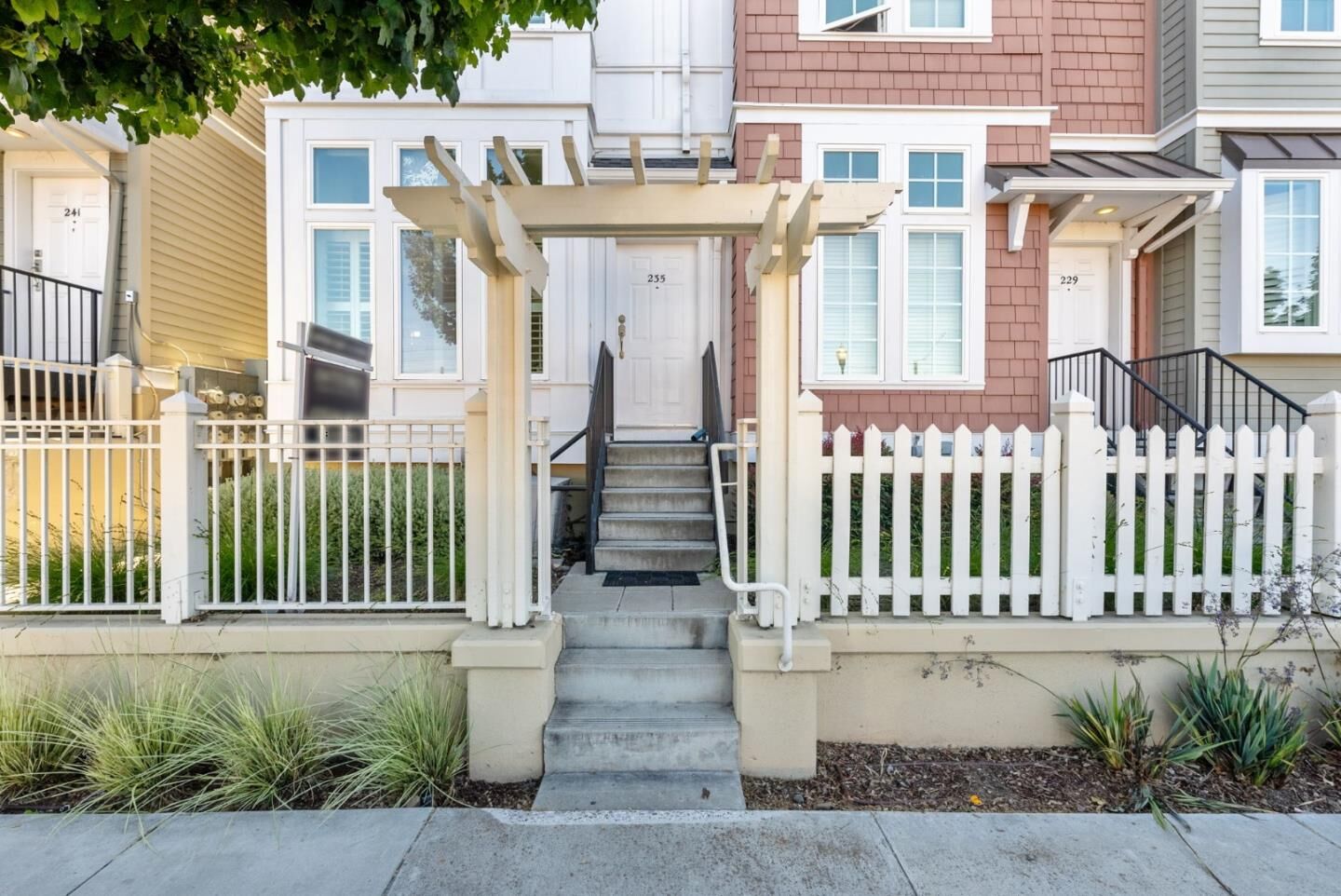 Property Photo:  235 Laurel Grove Lane  CA 95126 