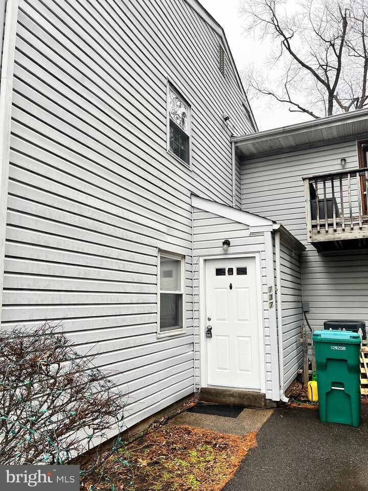 Property Photo:  737 Timber Lane  PA 19047 