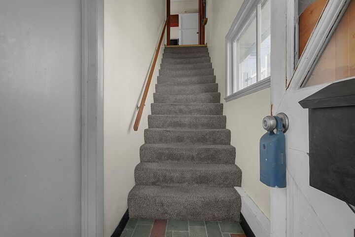 Property Photo: 730 N Roosevelt Avenue OH 43130