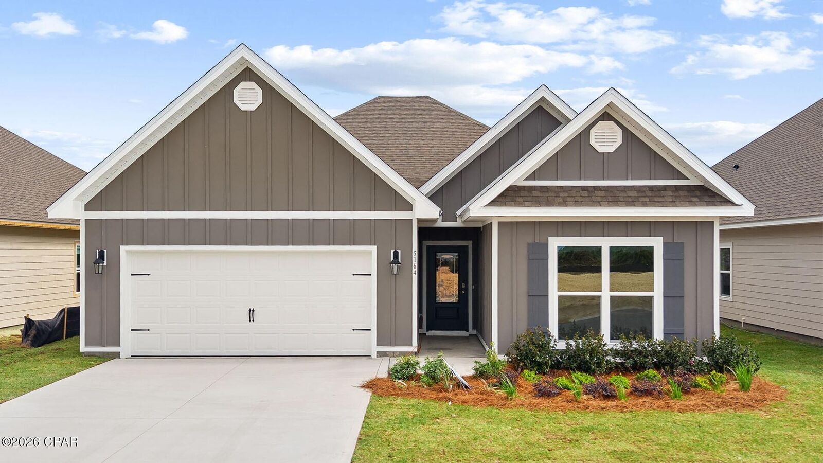Property Photo: 5164 Porter Way FL 32404