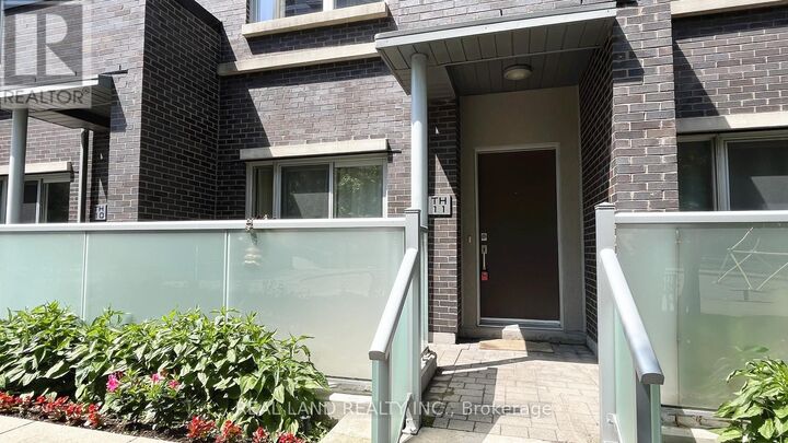 Property Photo:  310 Village Green Square East 11  ON M1S 0L1 