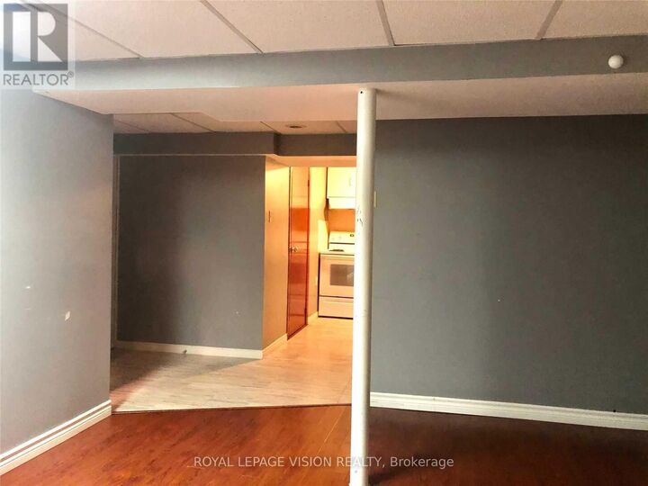 Property Photo:  9 Chadwick Drive  ON L1S 5W2 