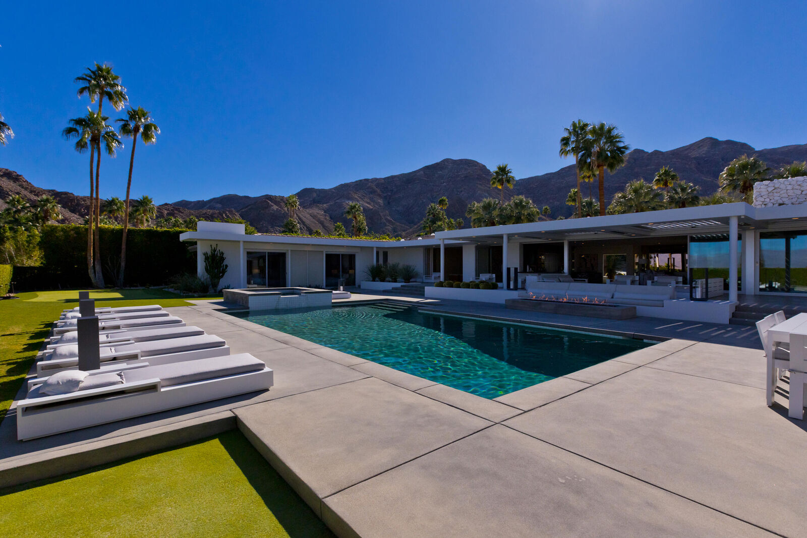 Property Photo:  70260 Carson Road  CA 92270 