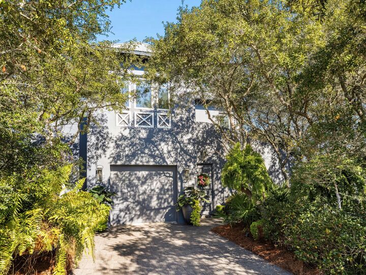 Property Photo: 289 Blue Lake Road FL 32459