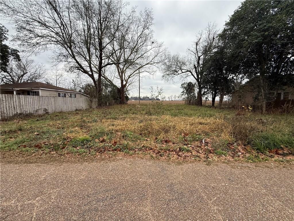 Property Photo:  711 Patton Street  LA 71322 