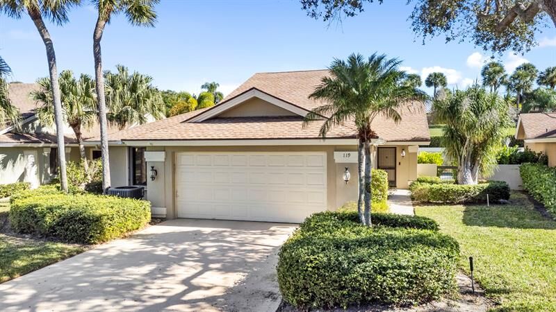 Property Photo:  119 Beach Summit Ct  FL 33477 