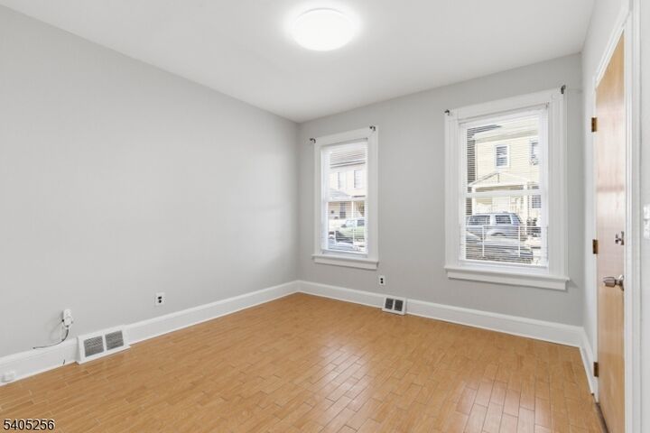 Property Photo:  282 N 4th St  NJ 07522 