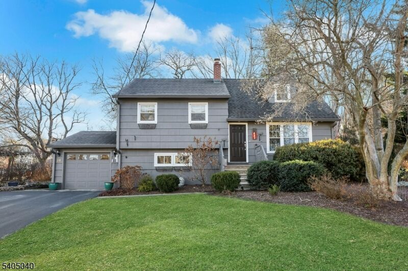 Property Photo:  28 Kingston Rd  NJ 07470 