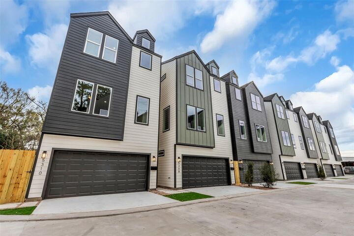 Property Photo:  5310 Kindred Garden Lane  TX 77091 