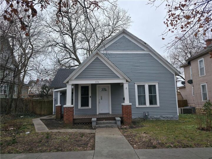 Property Photo:  509 W Myrtle Street  KS 67301 
