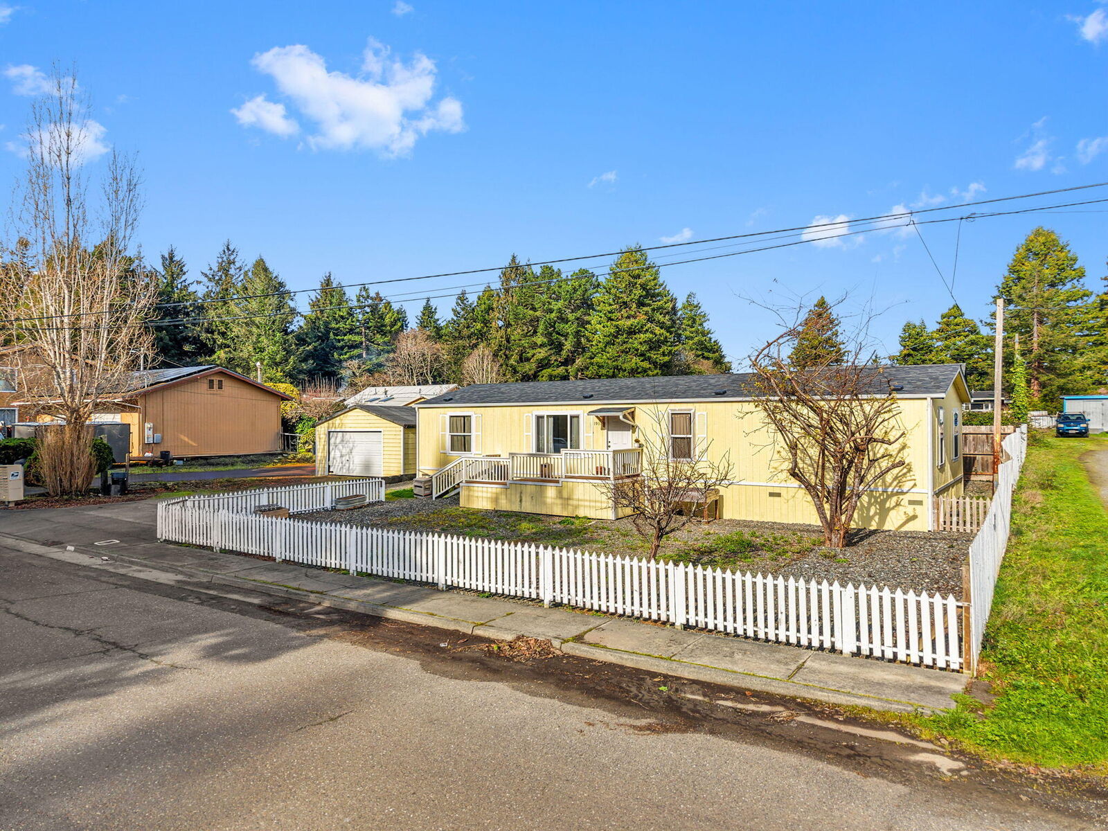 Property Photo: 19371941 Ridgewood Drive CA 95503