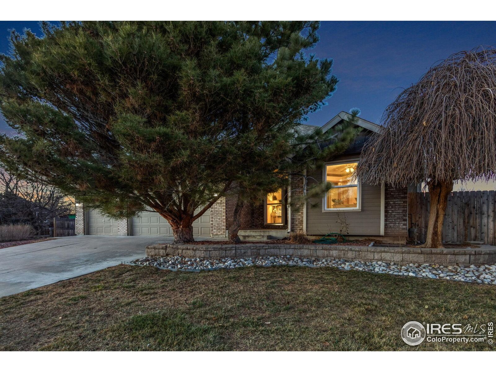 Property Photo:  1390 Redwood Dr  CO 80550 