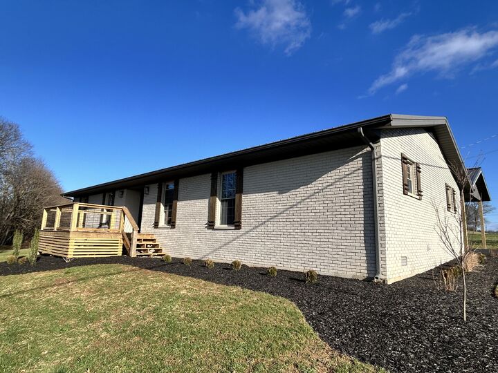 Property Photo:  2252 Grundy Road  KY 42501 