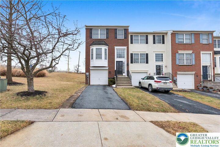 Property Photo:  307 Oak Street  PA 18017 