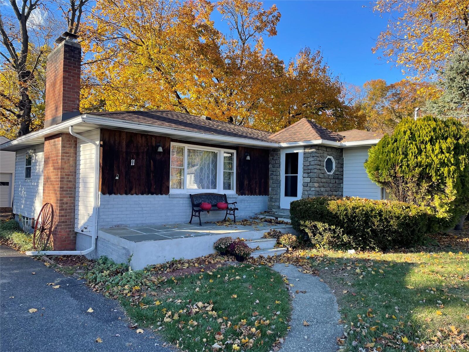 Property Photo: 11 Fifth Avenue NY 12550