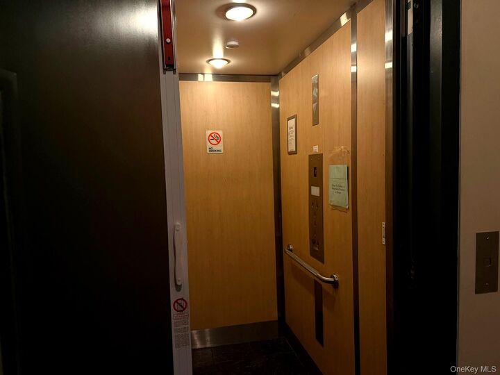 Property Photo:  117 Sandpiper Lane 1B  NY 12553 