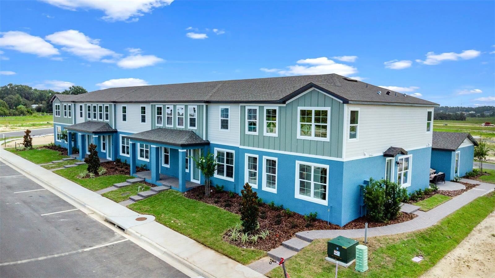 Property Photo:  616 Emerald Grove Drive  FL 32703 