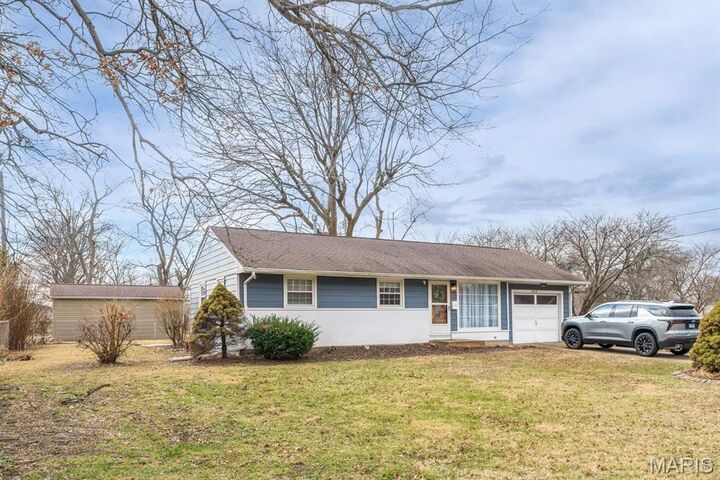 Property Photo:  2012 Clark Avenue  IL 62040 