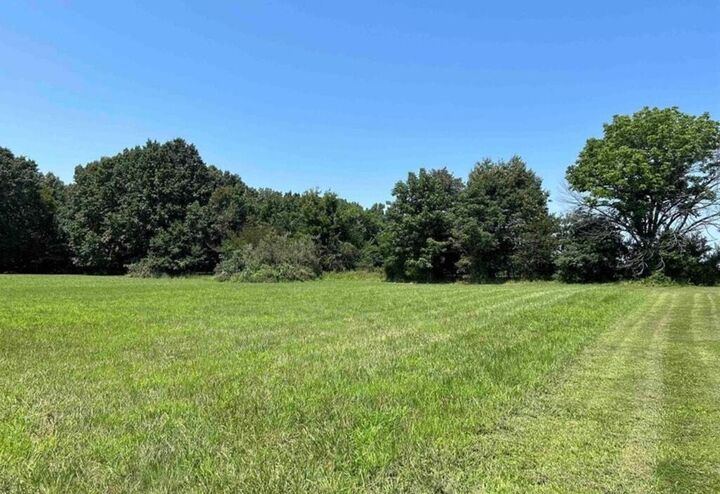 Property Photo:  6617 Flyway Circle  IL 62902 