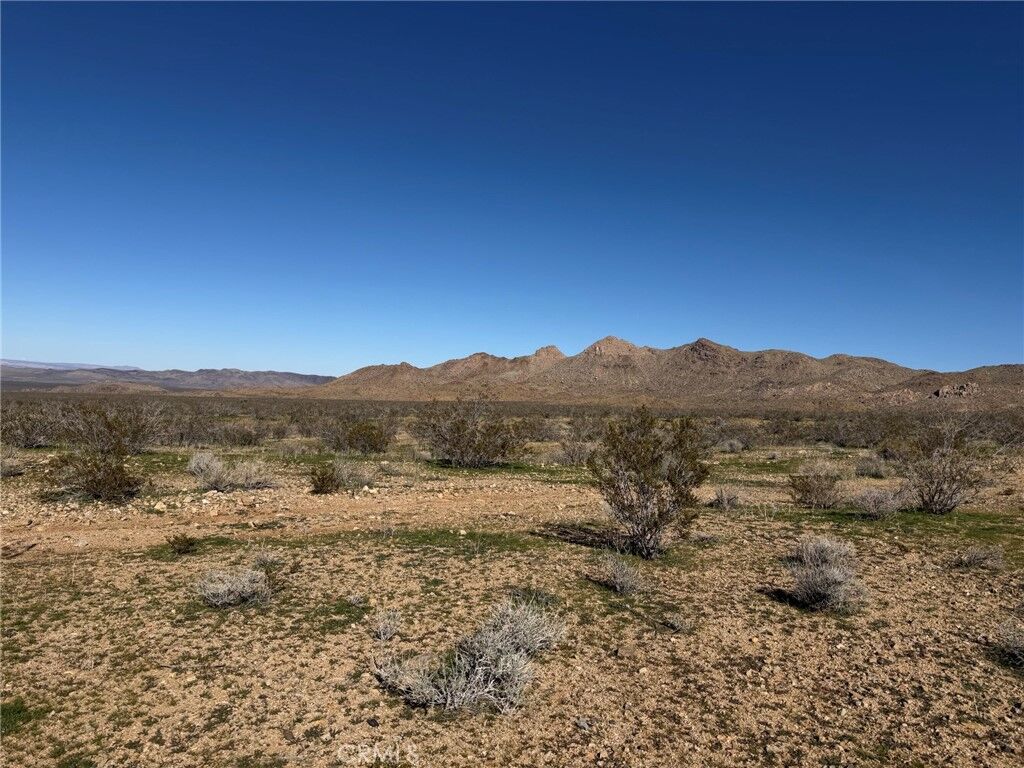 Property Photo:  1 Off Pipeline  CA 92311 