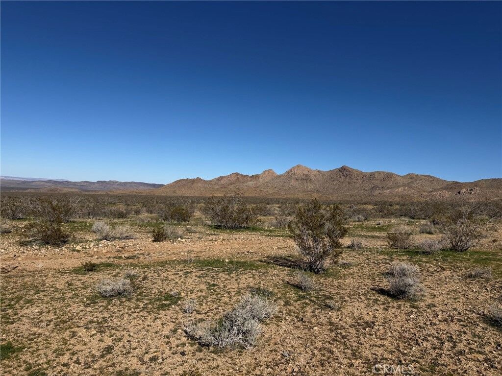 Property Photo:  1 Off Pipeline  CA 92311 