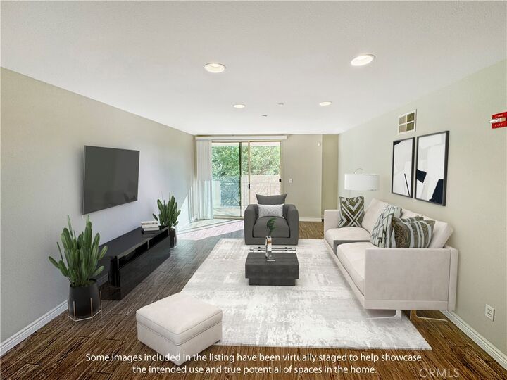 Property Photo:  712 E Walnut 306  CA 91101 