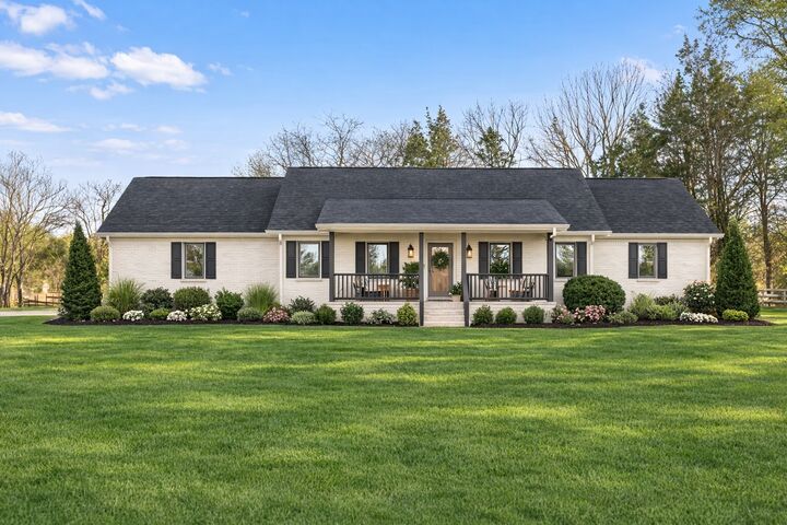 Property Photo:  2537 York Rd  TN 37135 