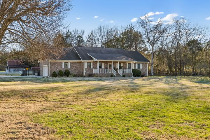 Property Photo:  2537 York Rd  TN 37135 