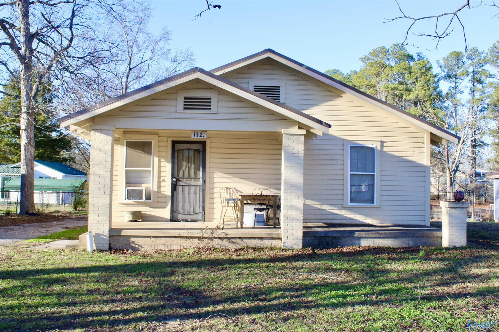 Property Photo:  1321 S 11th Street  AL 35904 