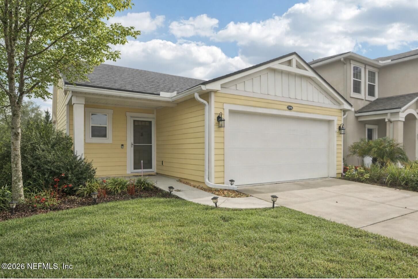 Property Photo:  12076 Nogoya Street  FL 32256 