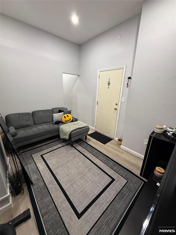 Property Photo:  41 Halstead Street 1L  NJ 07032 