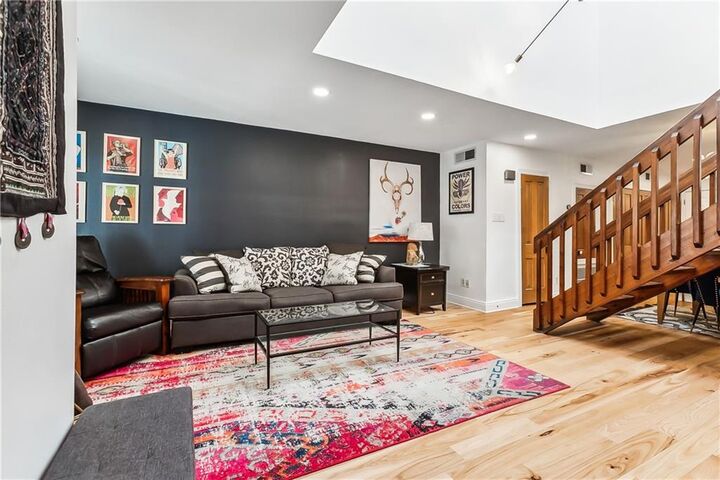 Property Photo:  2727 Constance Street D  LA 70130 