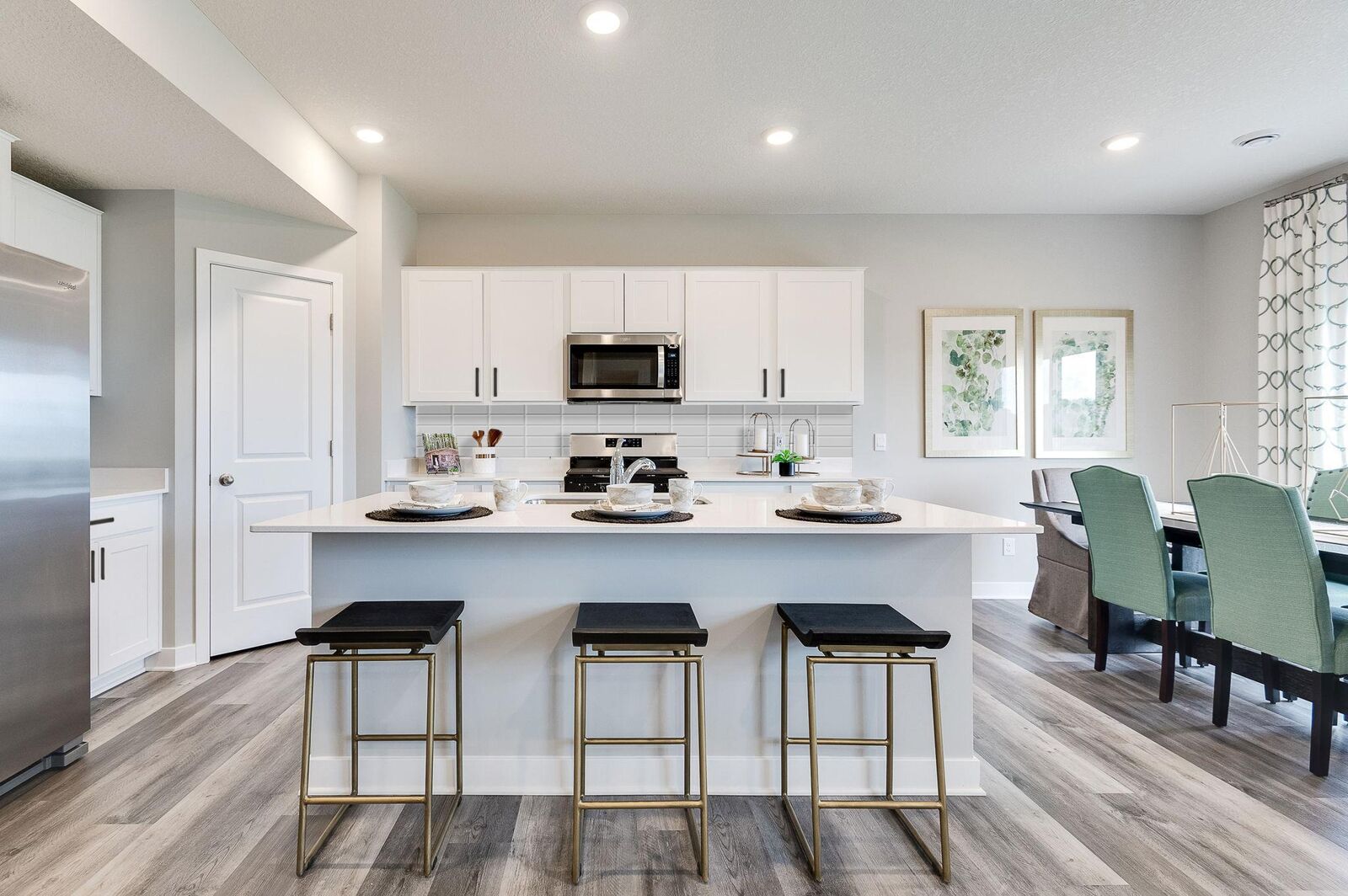 Property Photo:  2355 Pleasant Avenue  MN 55379 