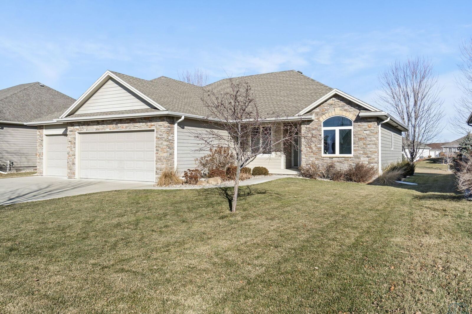 Property Photo:  477 E Pinehurst Trail  SD 57049 