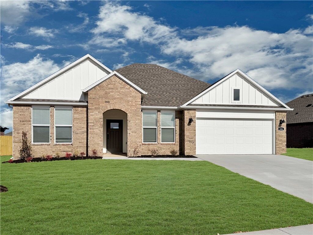 Property Photo:  506 W Canada Drive  AR 72730 